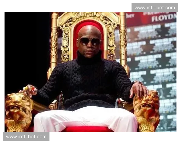 金钱、狂傲与时代的裂变：当“嘴炮”麦格雷戈撞上“漂亮男孩”梅威瑟